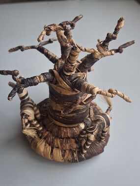 Kenyan Handwoven Natural Brown Decorative Baobab Tree Sculpture With 3 Zebras